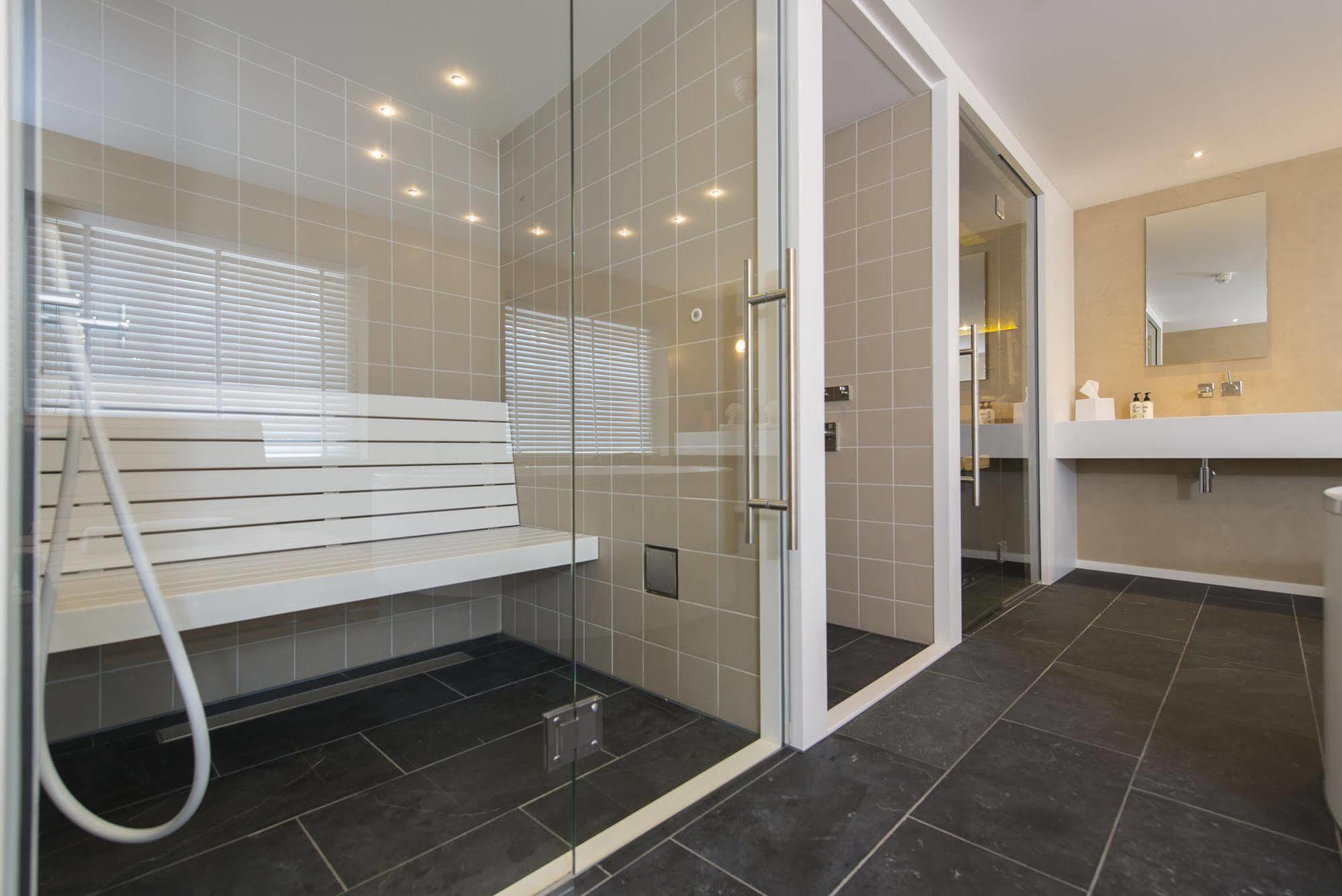 Katoen Hotel 4*